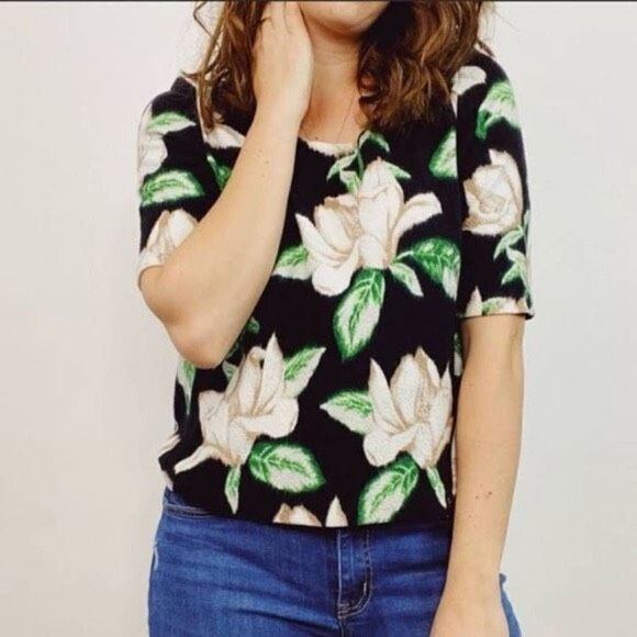 Anthropologie Postmark Floral Magnolia Boxy Top Side Zipper Black Size S - Picture 1 of 11